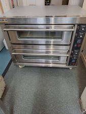 commercial pizza oven