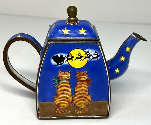 Trade aid miniature enamel - +,