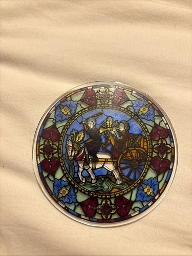 Suncatcher depicting the
