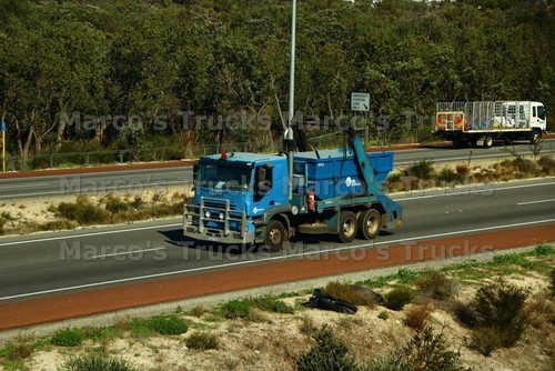 Truck photo iveco - truck,