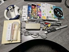Nintendo Wii Console Bundle +