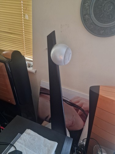 Cabasse io2 speakers pair - io2,