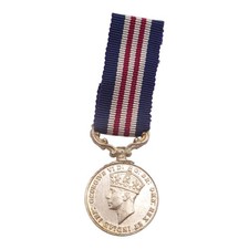 MILITARY MINIATURE MEDAL MM