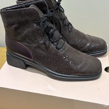 Rohde Women's Brown Snakeskin