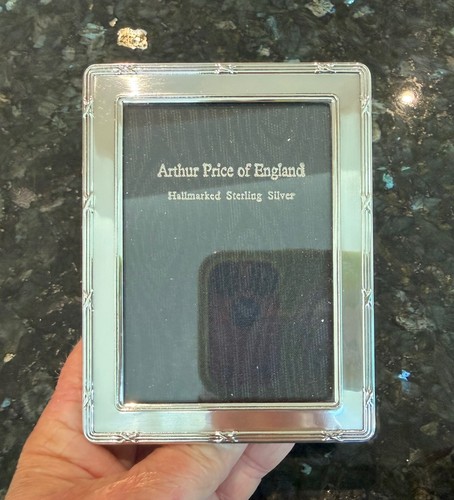 Vintage 1997 arthur price - vintage,