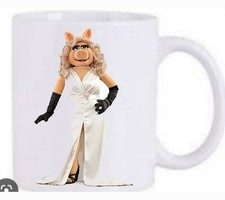 Miss Piggy the Muppets   mug Dishwasher Proof new 