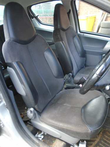 Toyota aygo 5dr offside - 5dr,
