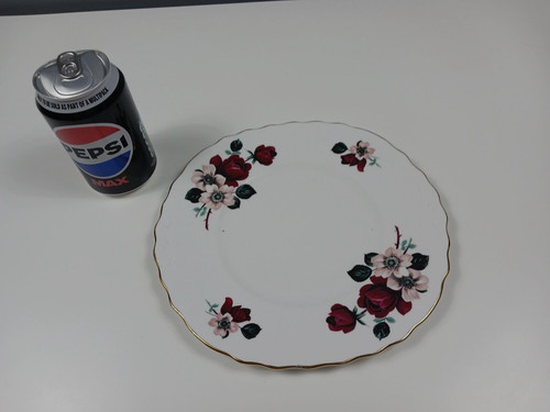 Queen anne bone china - china, cake