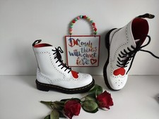 Dr Martens Bentley 1460 red