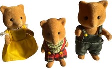 *REDUCED*-SYLVANIAN FOX FAMILY
