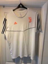 Juventus Adidas T shirt. White. Size XL. Used. Good condition.
