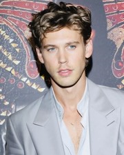 AUSTIN BUTLER ELVIS 8x10 PHOTO