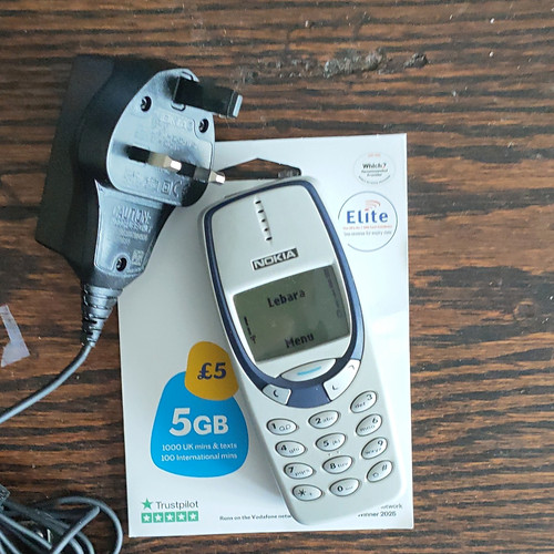 Nokia 3330 bar phone gsm - bar,