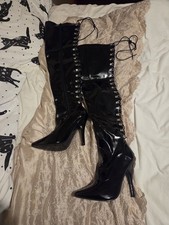 Womens thigh kinky over - thigh,