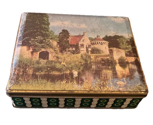 Vintage biscuit tin country - biscuit, tin-country