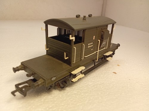 Bachmann 404 pill box - 00,