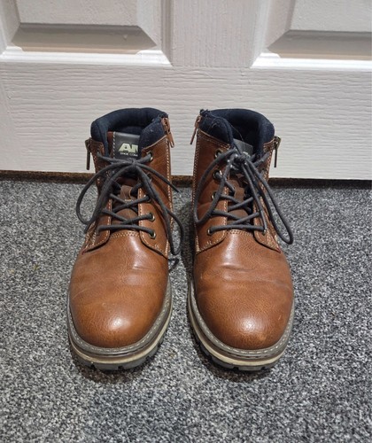 Shoe company faux leather - am,