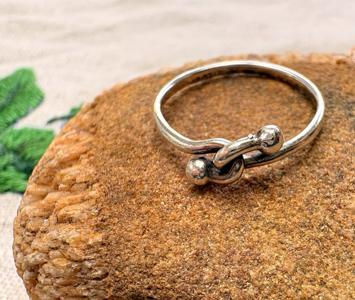 Sweet vintage lovers knot - sweet,