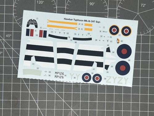 Airfix hawker typhoon - hawker,