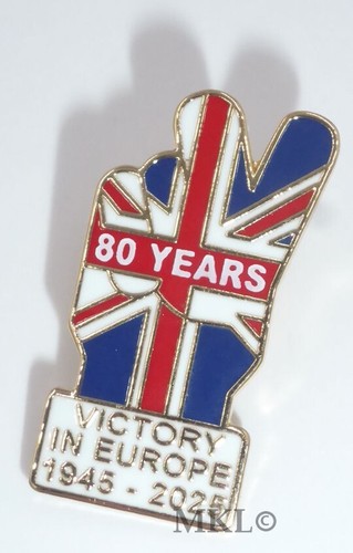 Lapel pin celebrating victory - lapel,