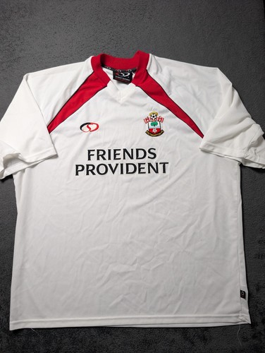 Vintage 2002 2004 - 👕,