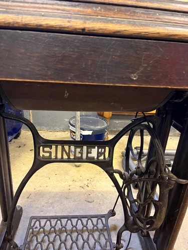 Vintage singer sewing machine - vintage,