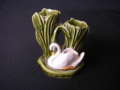 Vintage sylvac reeds and swan - sylvac,
