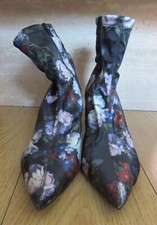 M&S Collection Insolia® Heeled Pointed Toes Floral Zip-up Women Ankle Boots
