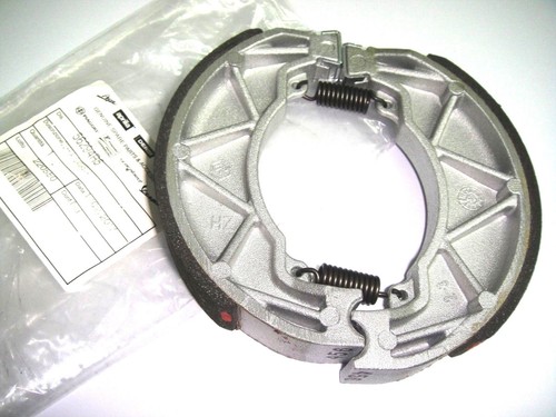 Pair brake pads - brake, rear