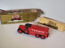 Ertl 9330VO 1930 Diamond T
