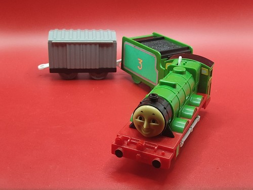 Tomy henry linked tender - henry, &