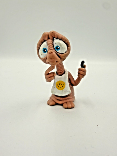 Extra terrestrial alien - e.t,