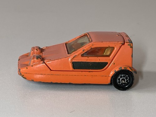 Corgi toys original bond - toys,