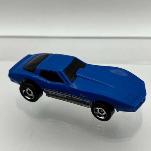 Hot wheels chevrolet corvette - hot,