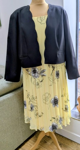 Bnwt fair lady yellow - bnwt, floral