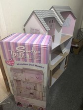 Modern Pedigree 2022 Sindy House Barbie Size Sindy's Town House Rare Exclusive