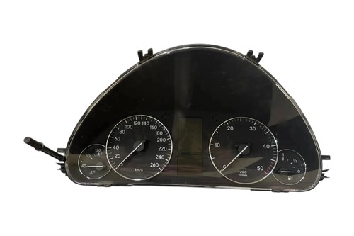 Mercedes benz w203 - c,