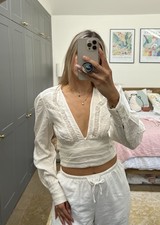 ZARA Off White Cream Textured Embroidered V-neck Crop Top T-shirt Blouse M