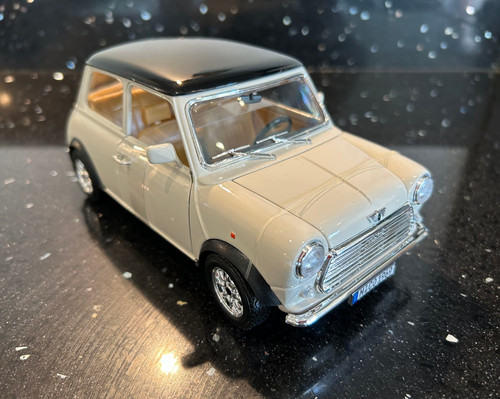 Mini cooper 1969 bburago 18 - mini,