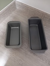KitchenAid (New) Banana Bread Loaf Tin Baking Tray & Unbranded Loaf Tin Bundle