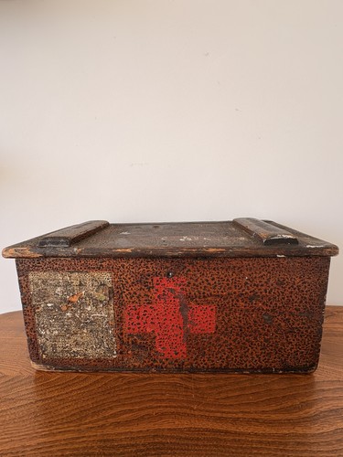 Antique lnwr railway first - railway, aid