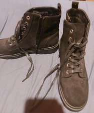 Womens Size 5 Tu Black Boots