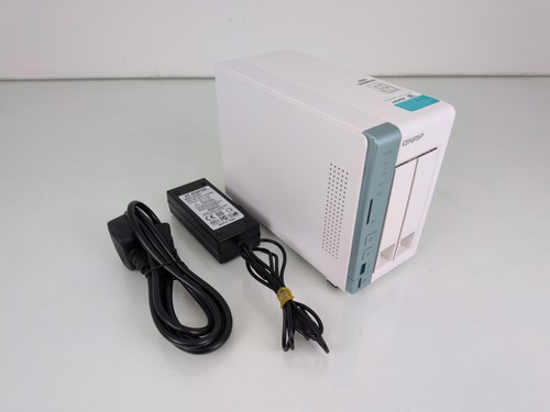 Qnap 251a bay - bay, network