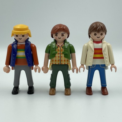 Playmobil figures - •,