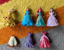Disney Princess Magic Clip Dolls - Ariel/Belle/Rapunzel/Cinderella + 7 Dresses 