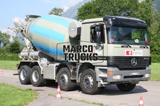 Truck Photo Mercedes-Benz