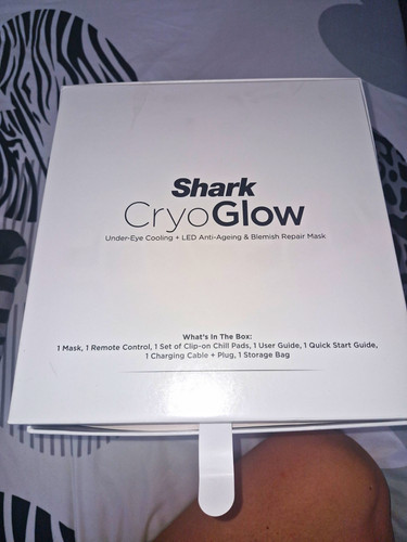 Shark cryoglow under eye - shark,