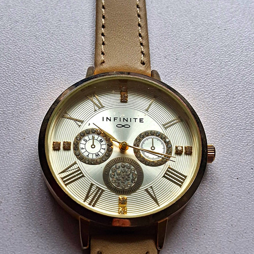 Infinite ladies quartz - infinite,