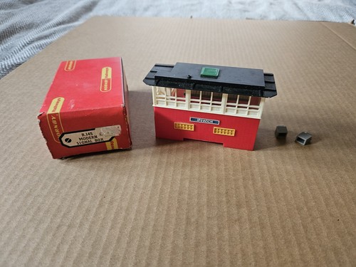 Hornby model railways 145 - model, r.145