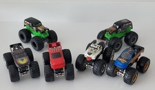 6 Monster Jam Hot Wheels